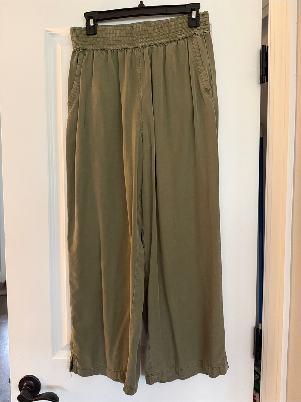 DKNY Olive Wide-Leg Elastic Waist Pants